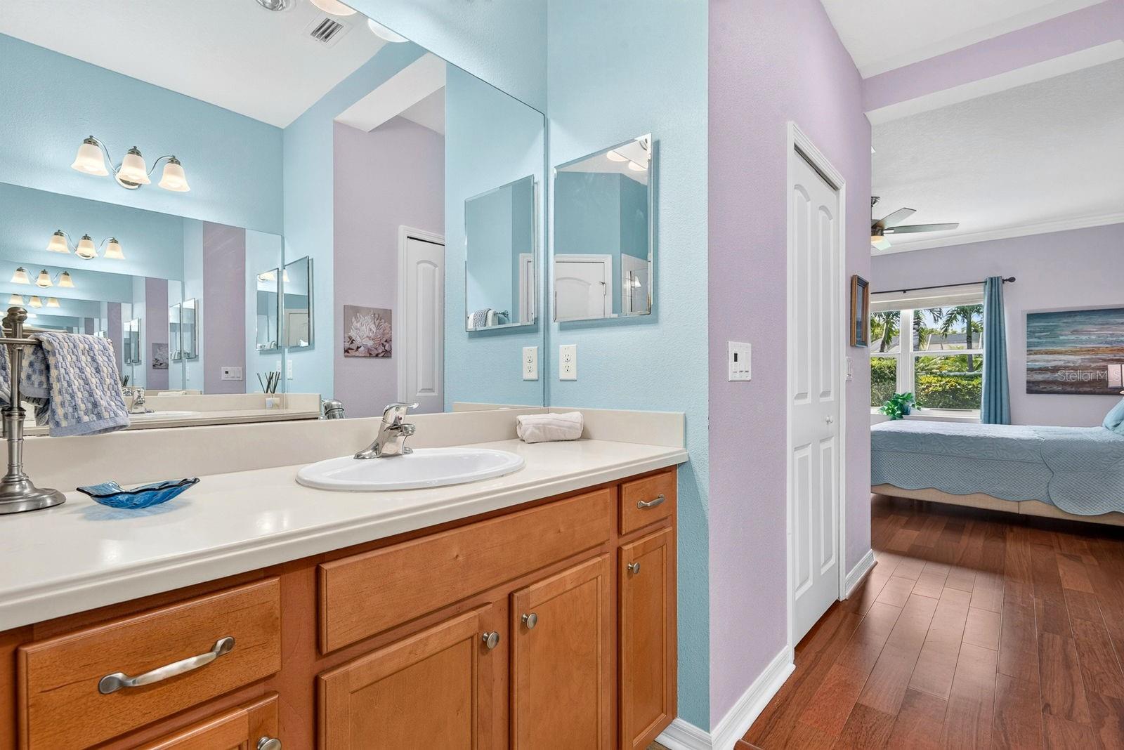 6905 VISTA BELLA DR — photo 37