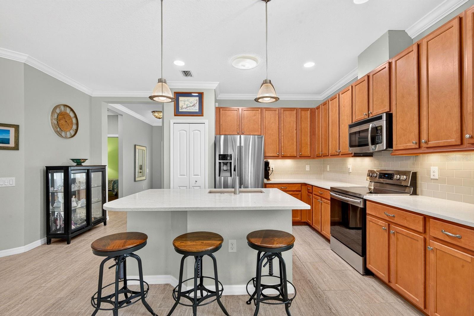 6905 VISTA BELLA DR — photo 10