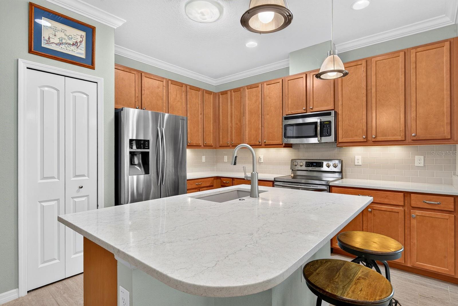 6905 VISTA BELLA DR — photo 15