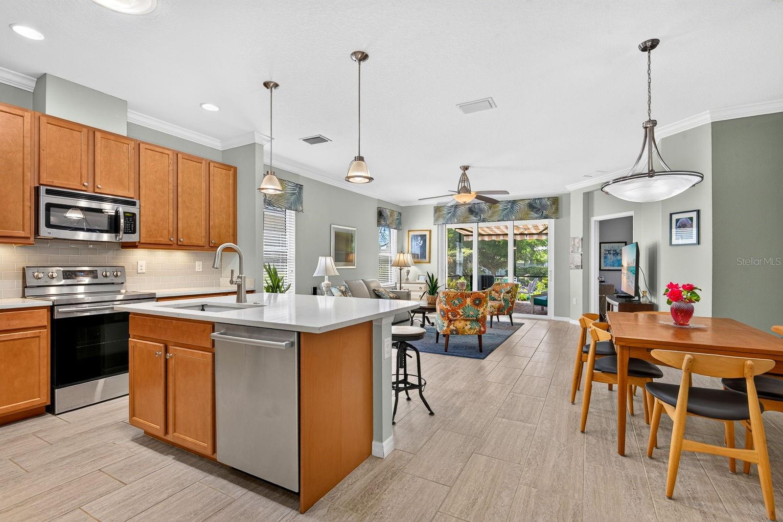 6905 VISTA BELLA DR — photo 14
