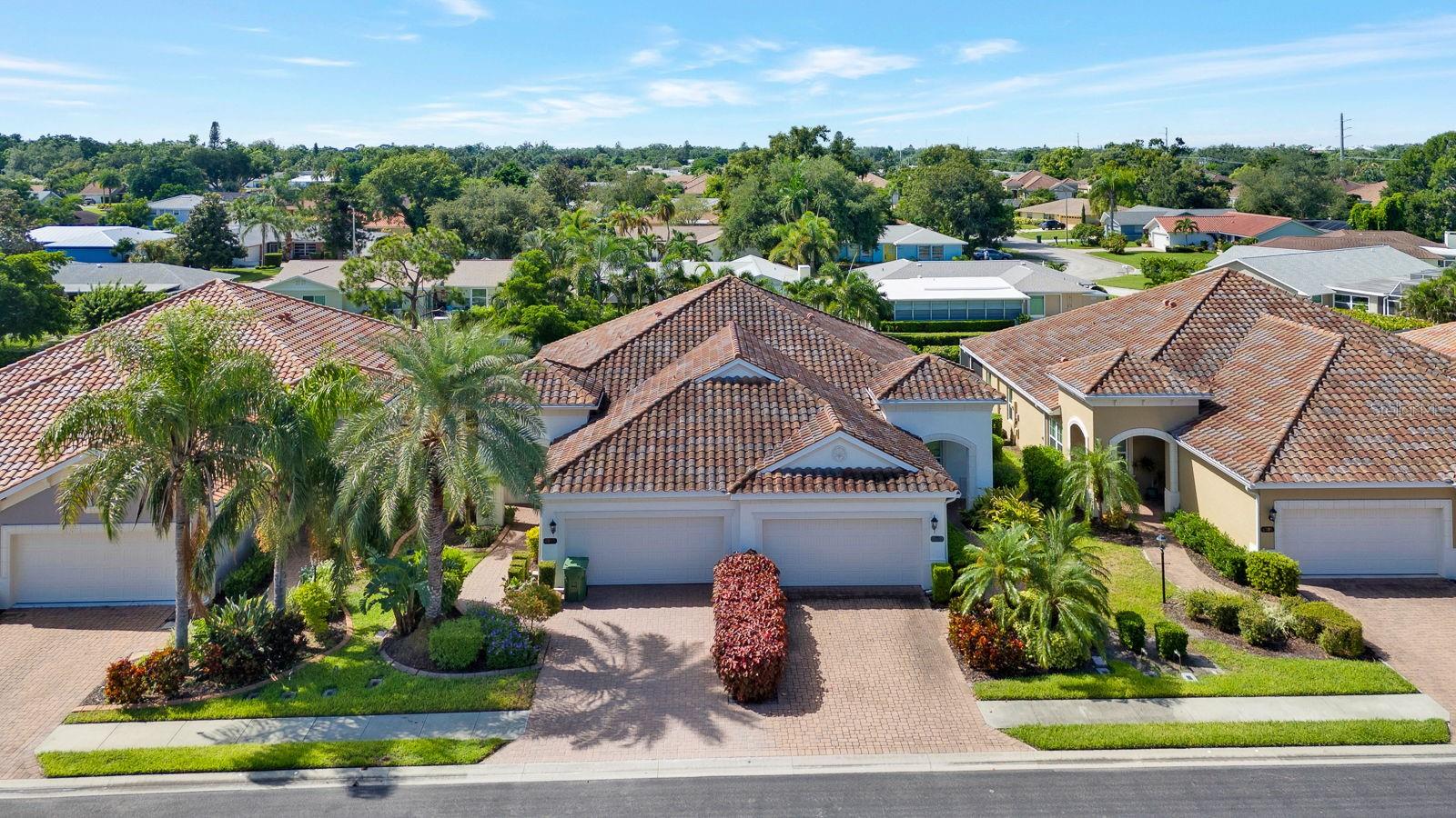 6905 VISTA BELLA DR — photo 29