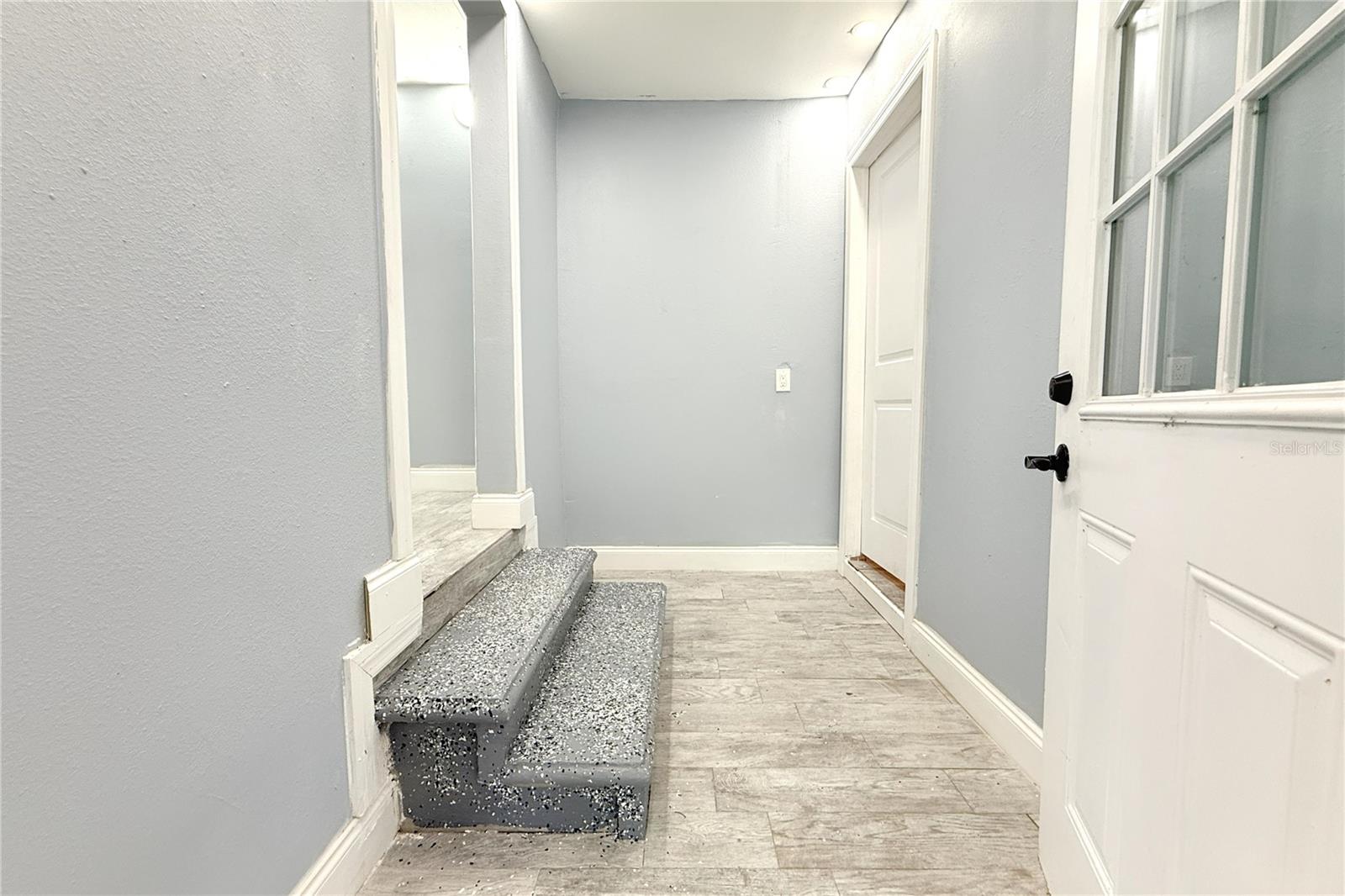 6934 AZLEE AVE — photo 9
