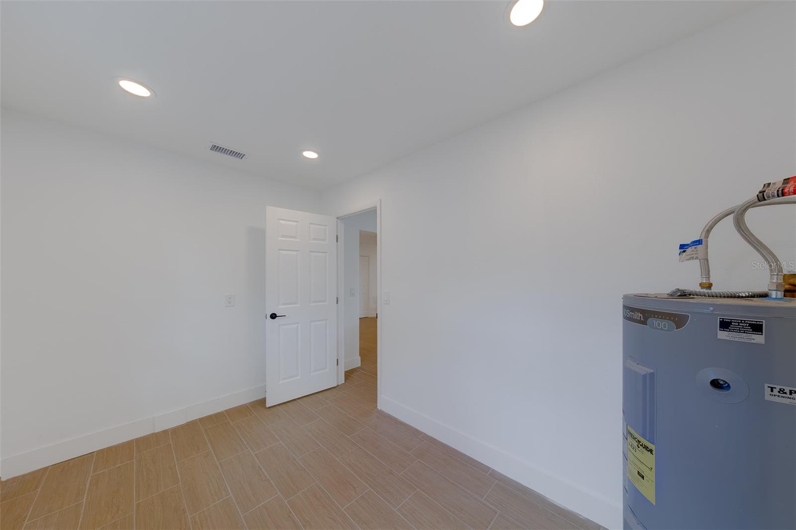 8122 LARK ST — photo 33