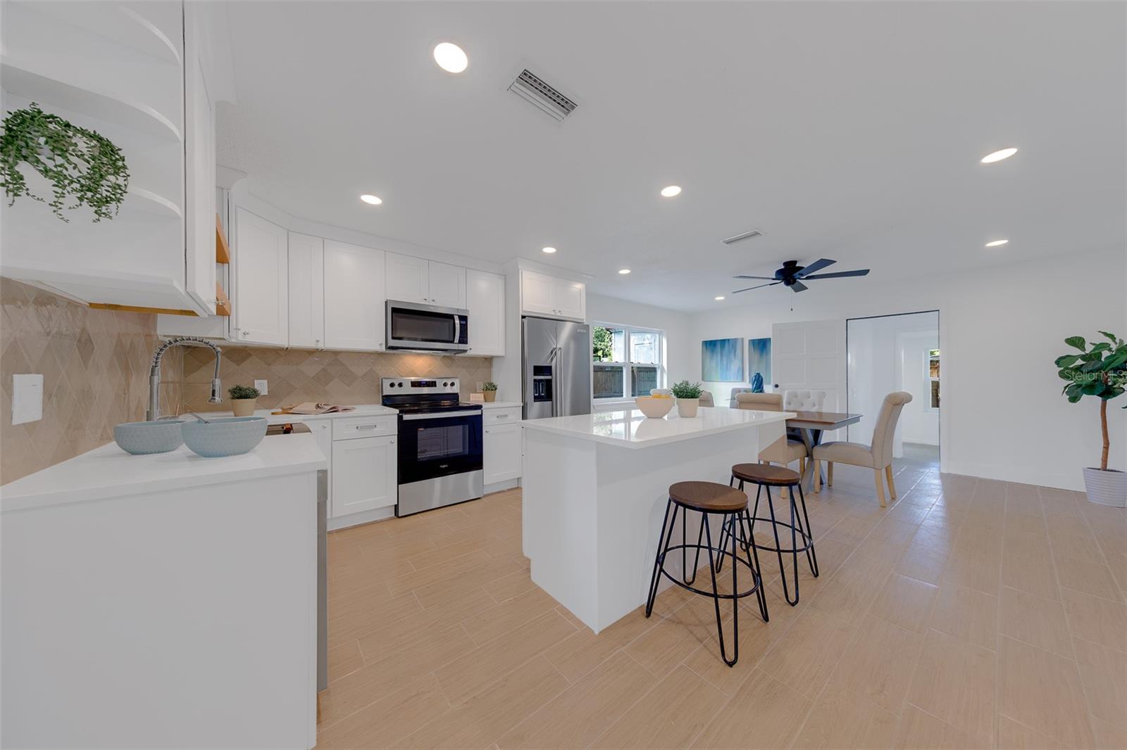 8122 LARK ST — photo 12