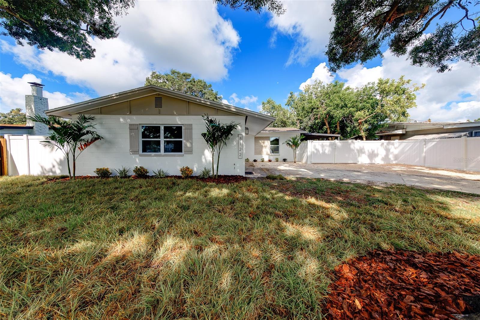 8122 LARK ST — photo 2
