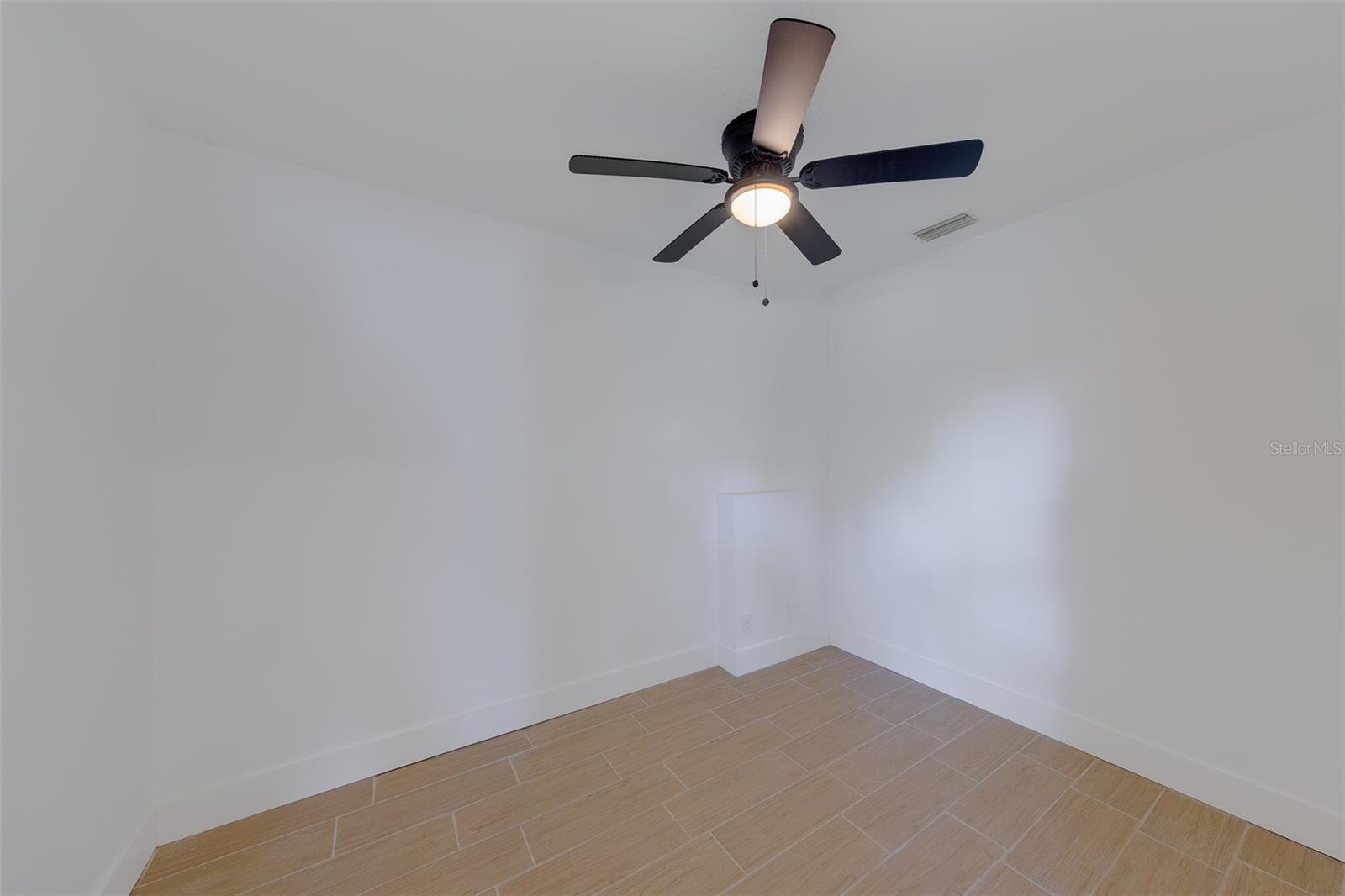 8122 LARK ST — photo 28