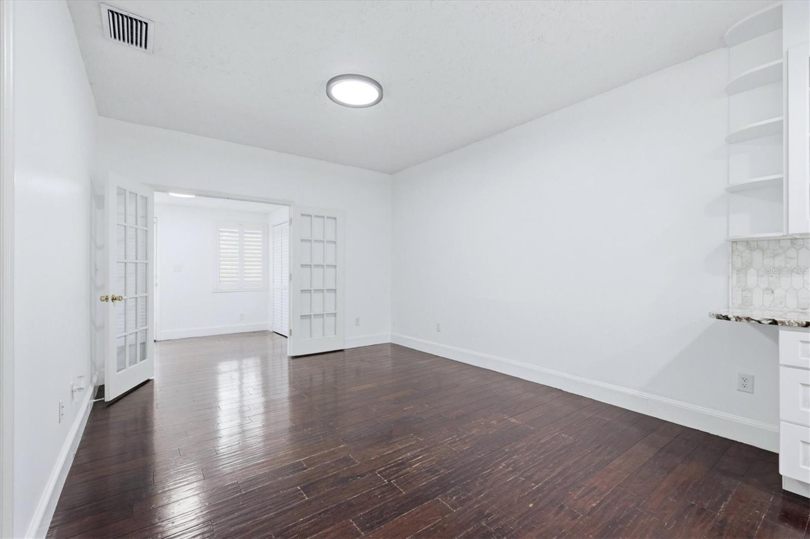 2520 HUNTINGTON AVE — photo 7