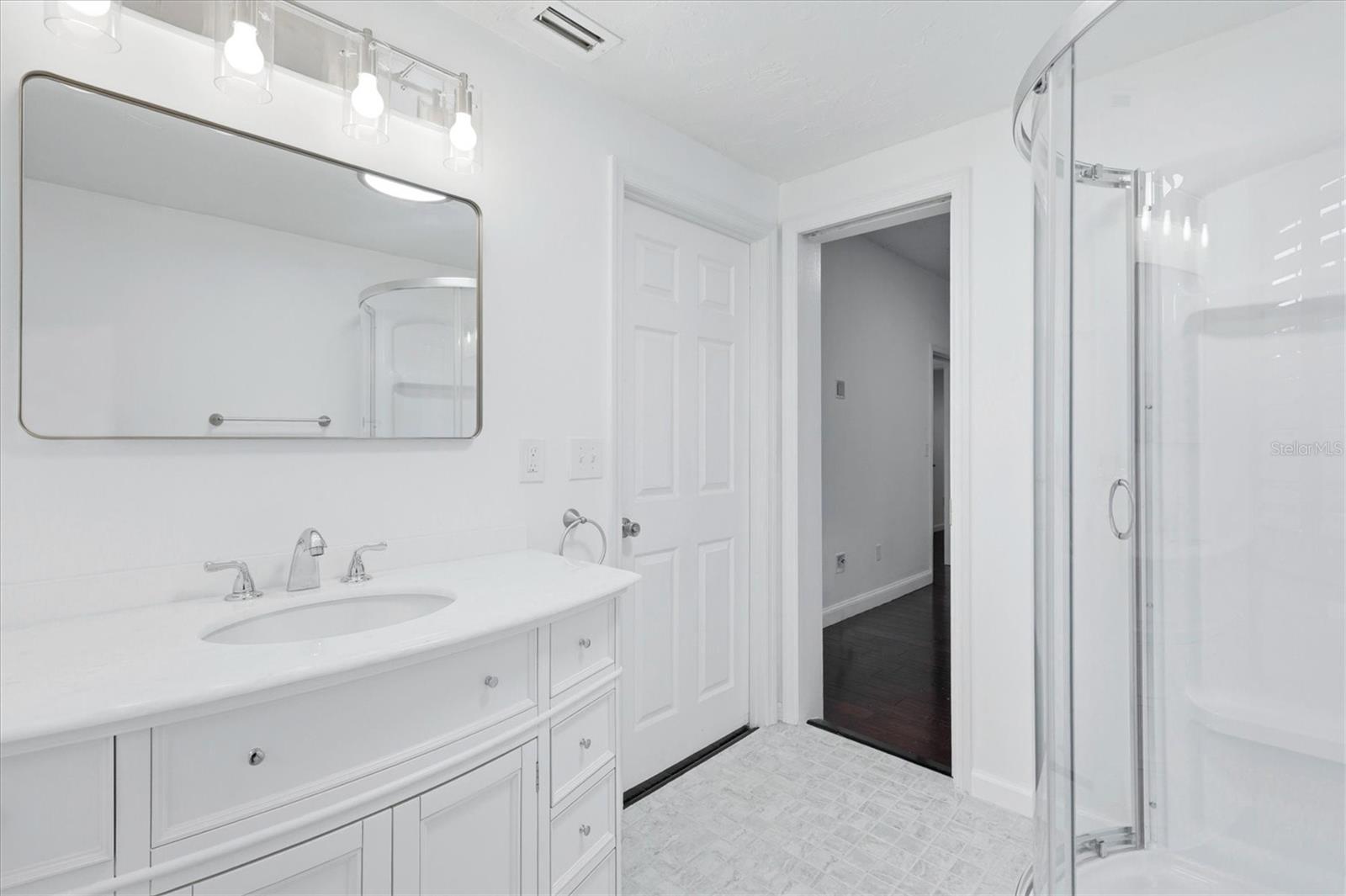 2520 HUNTINGTON AVE — photo 15