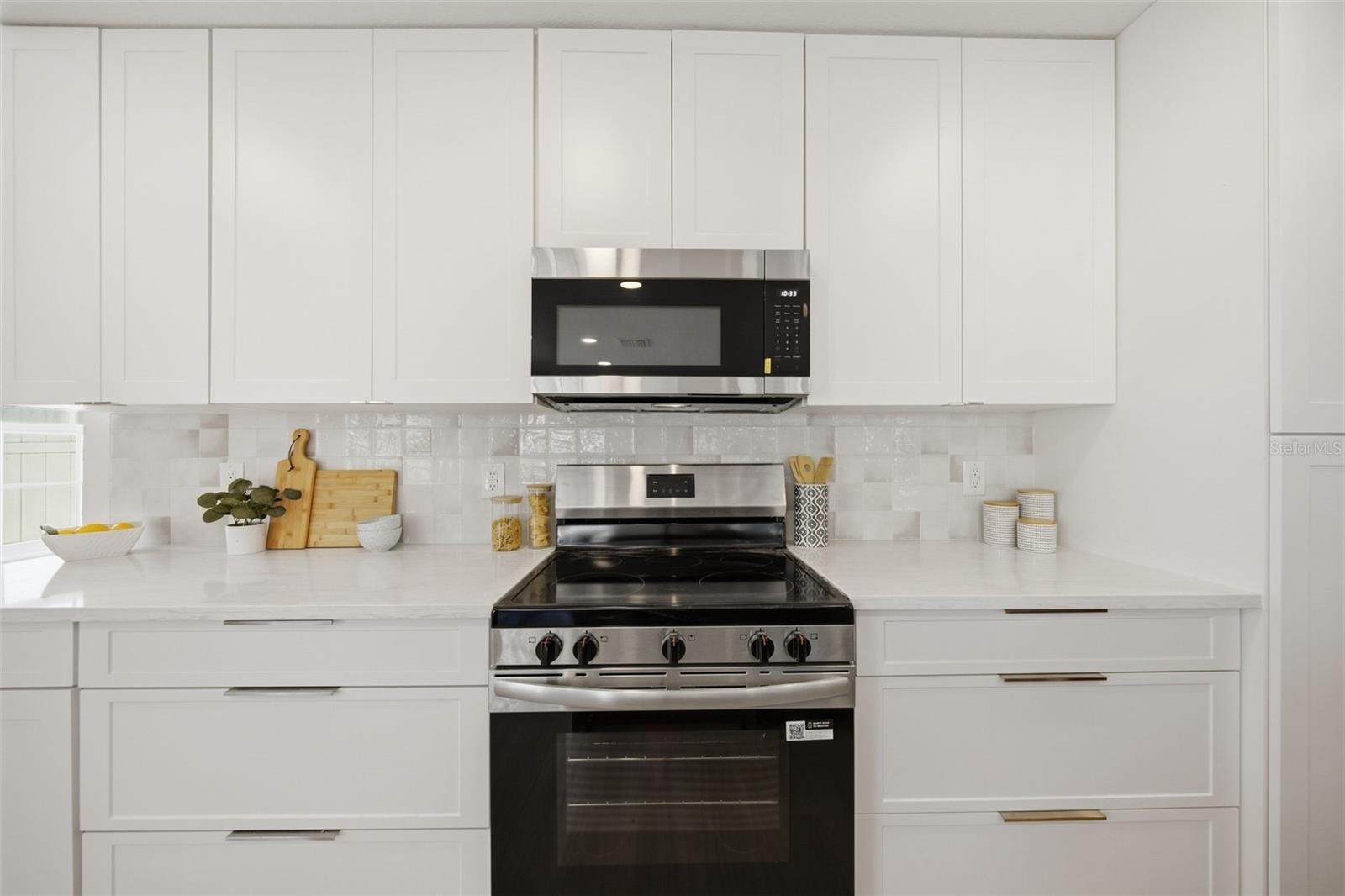615 E DAVIS BLVD — photo 12