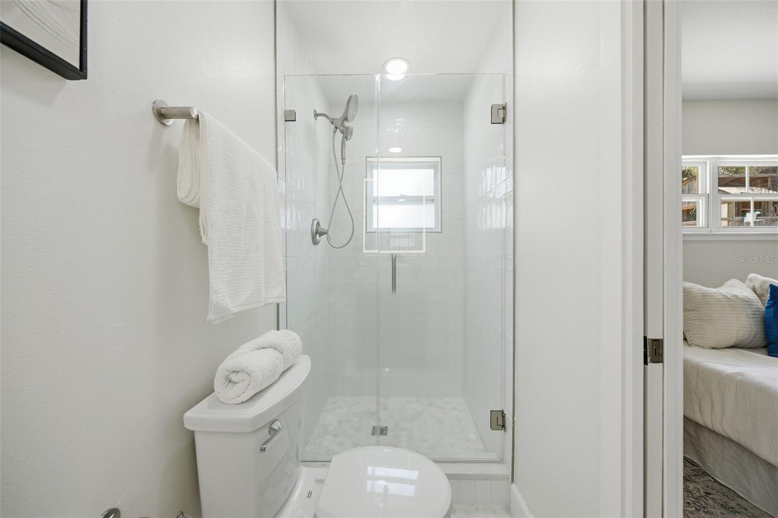 615 E DAVIS BLVD — photo 29