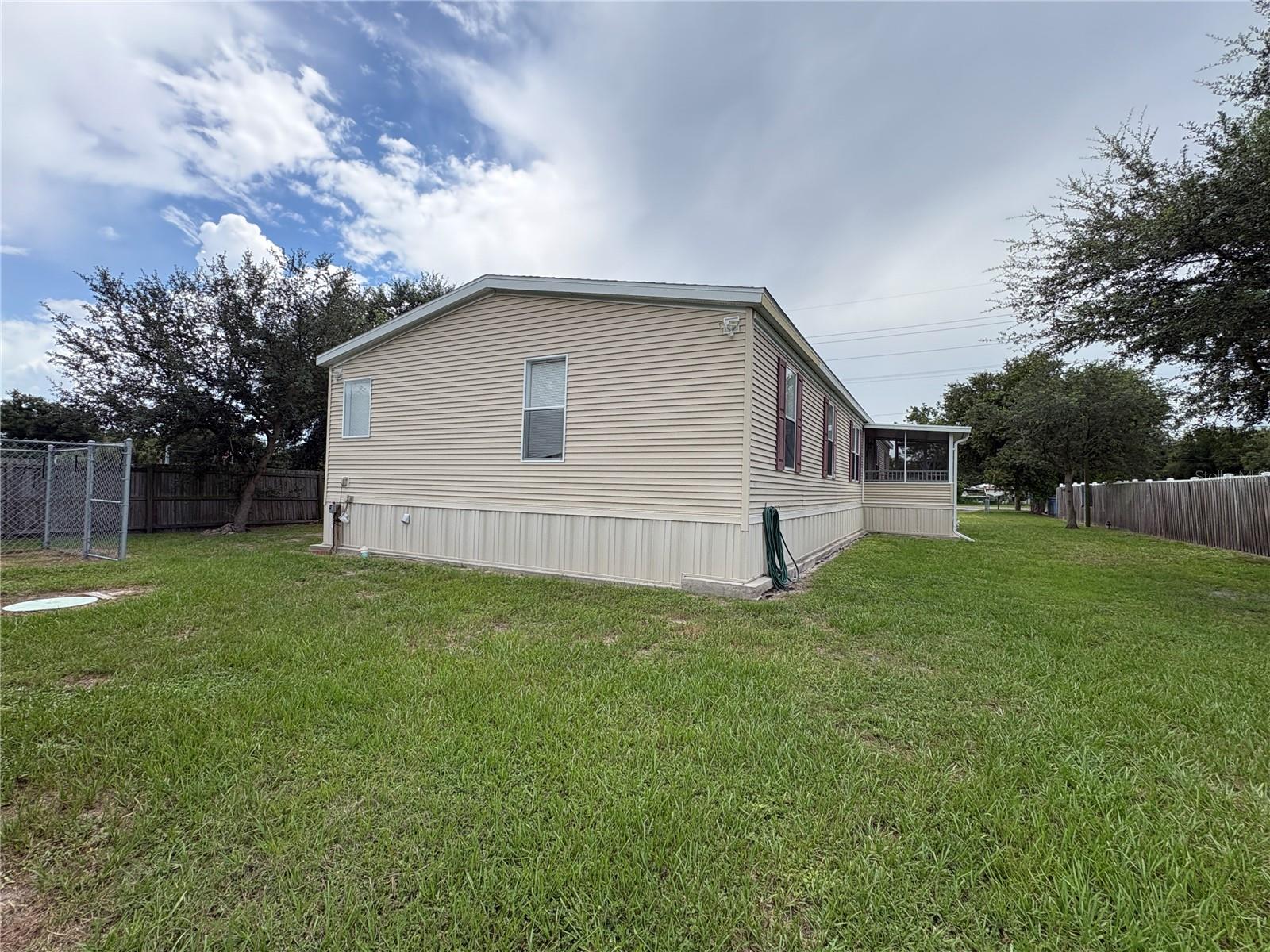 7310 RIVERVIEW DR — photo 56