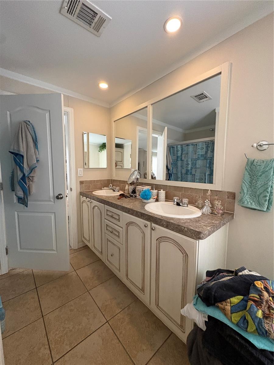 7310 RIVERVIEW DR — photo 30