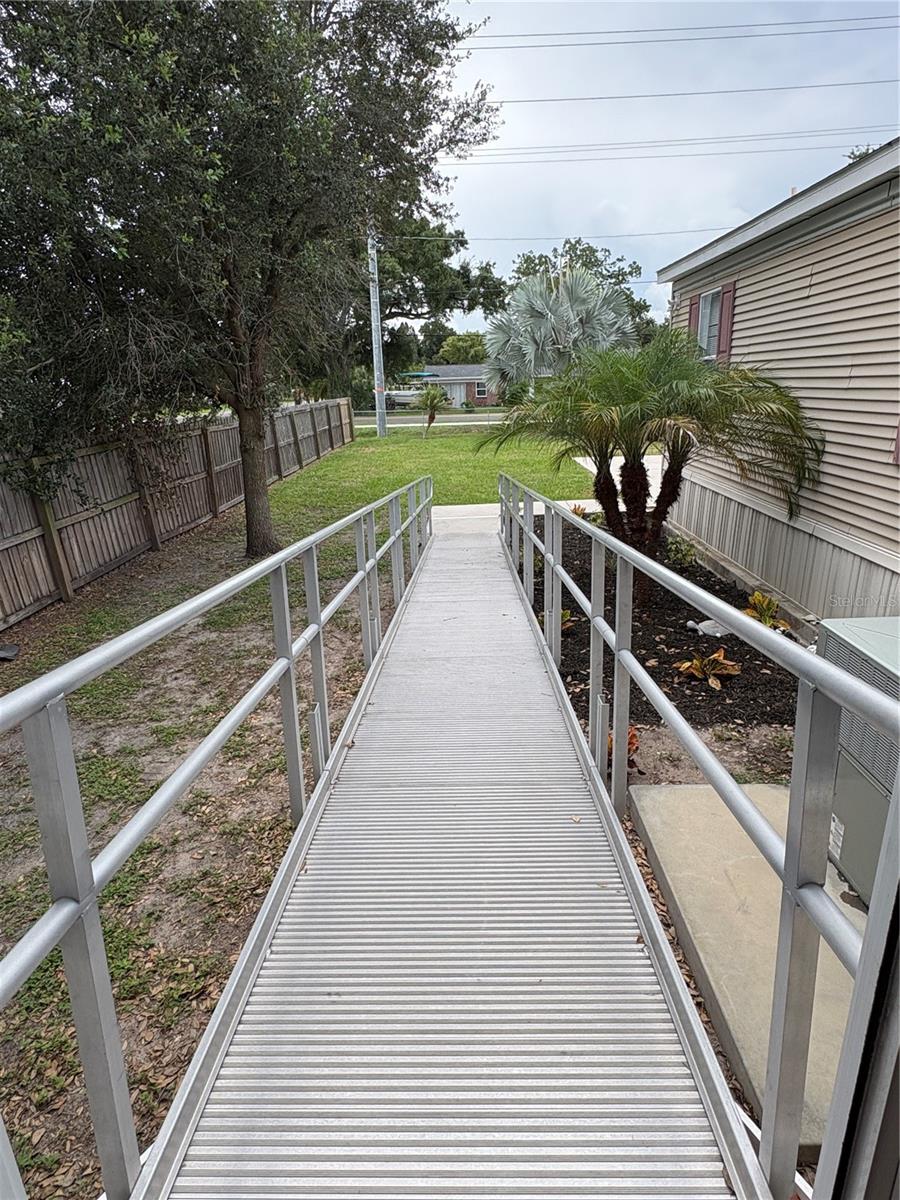 7310 RIVERVIEW DR — photo 49