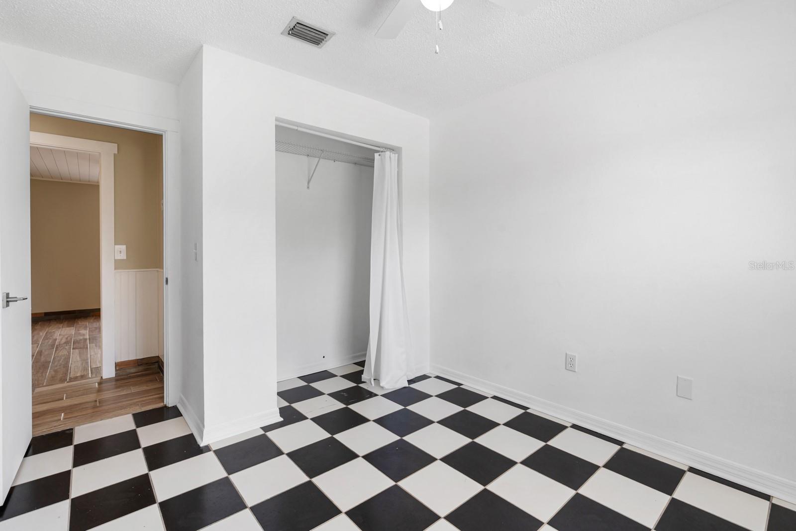1205 MOHRLAKE DR — photo 24