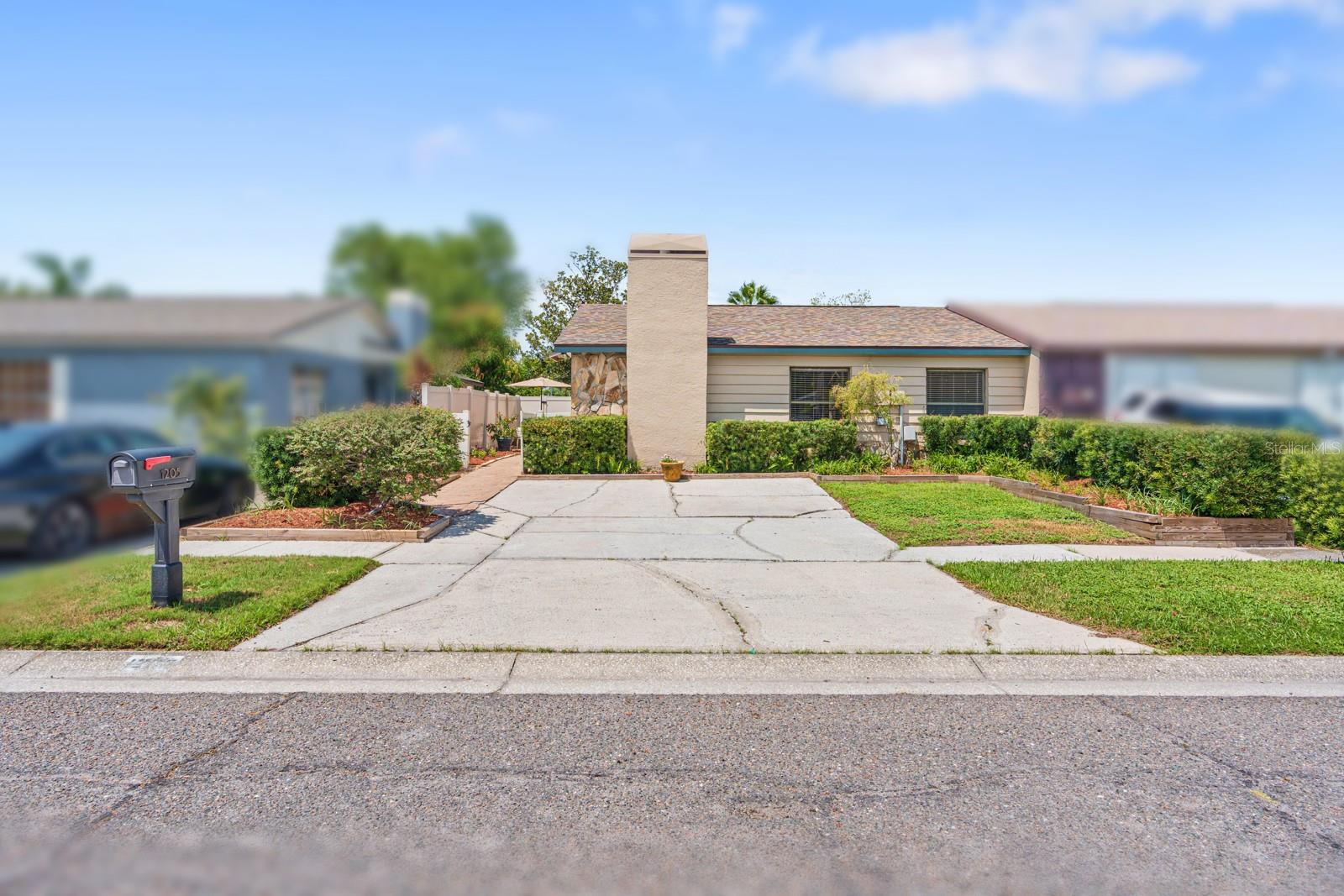 1205 MOHRLAKE DR — photo 48