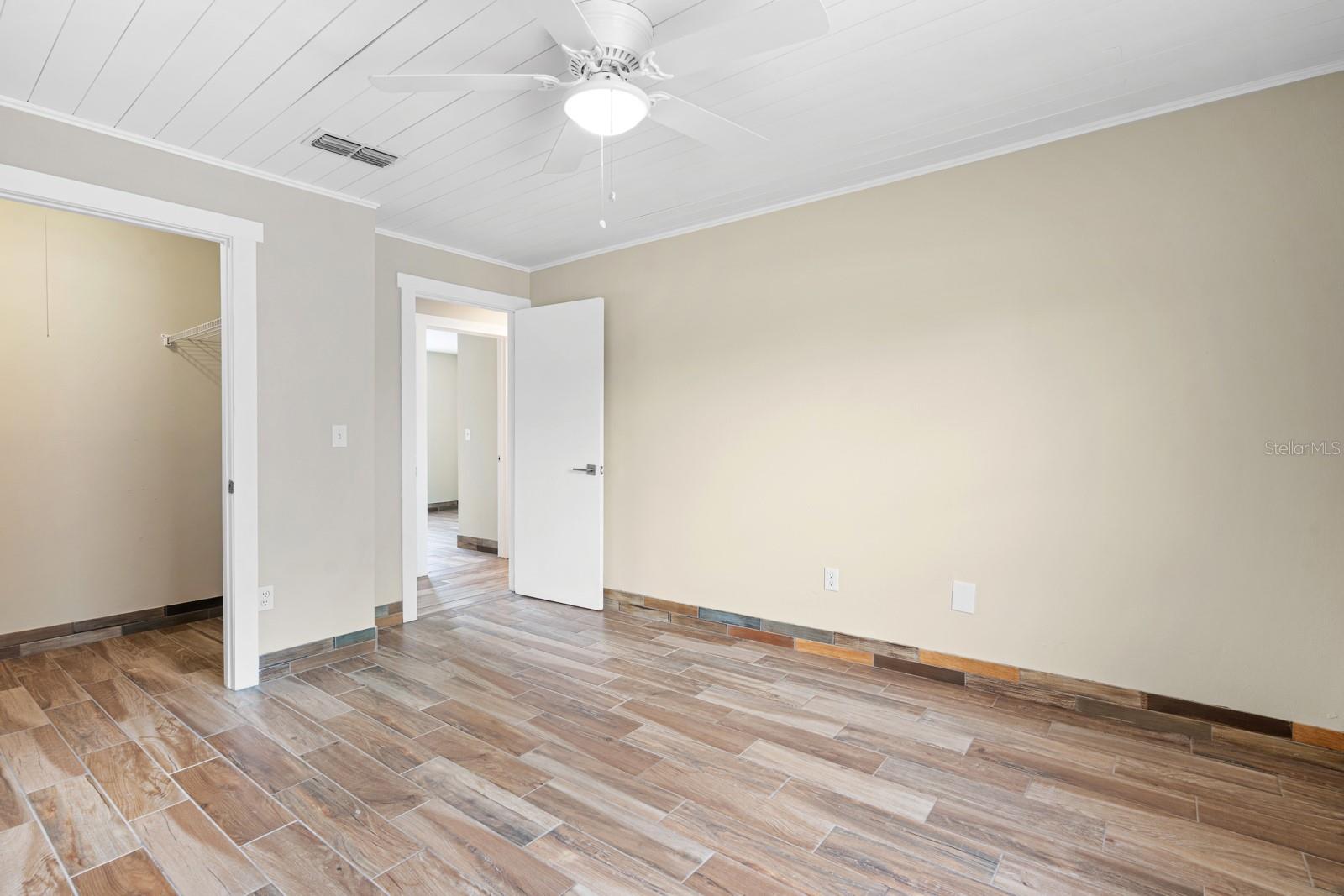 1205 MOHRLAKE DR — photo 20