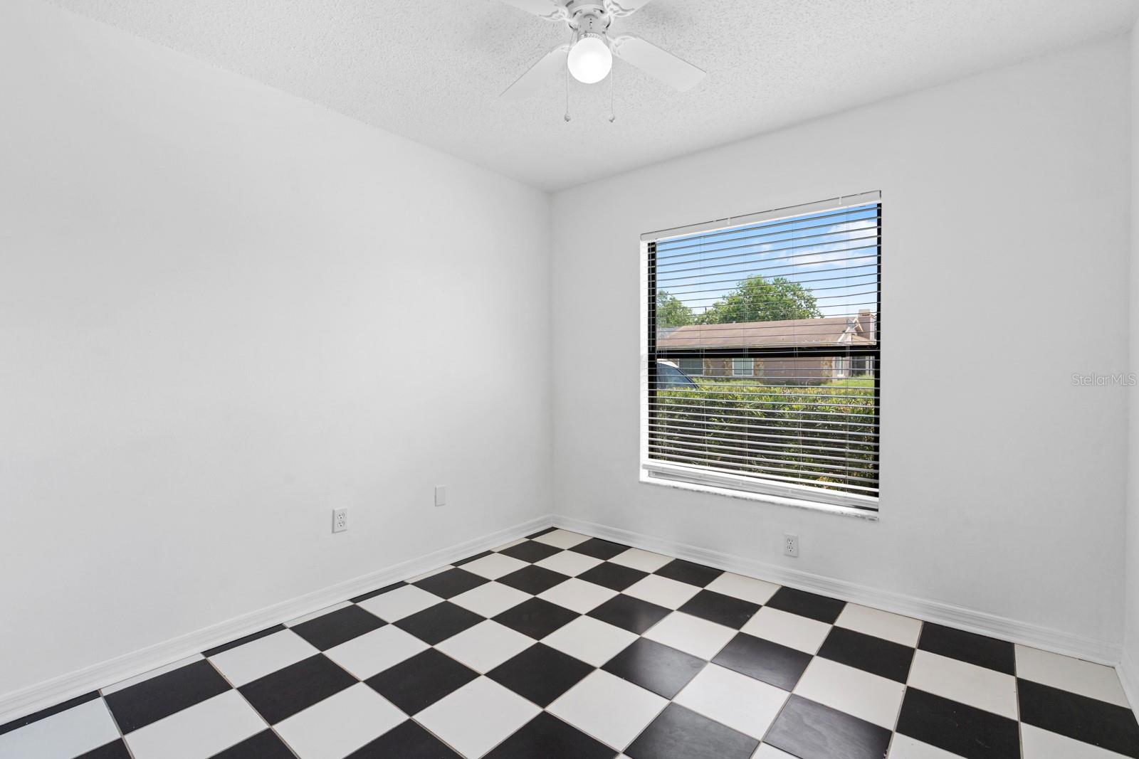 1205 MOHRLAKE DR — photo 23