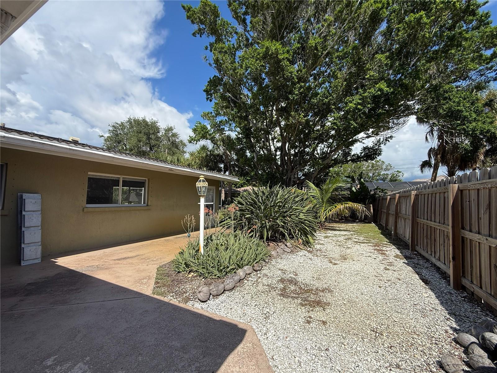 5541 CAPE AQUA DR — photo 19