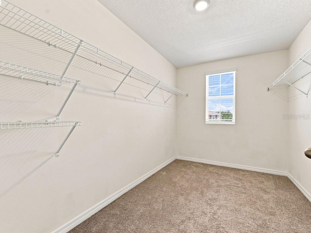 2951 ROCK SOUND ST — photo 33
