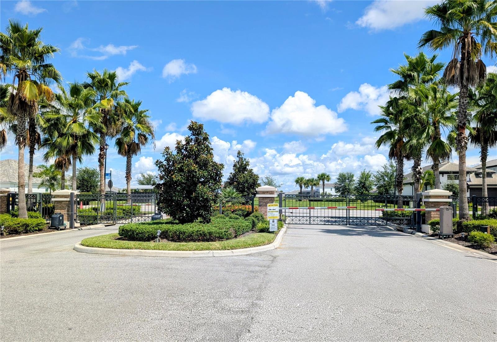 4844 ANTRIM DR — photo 41