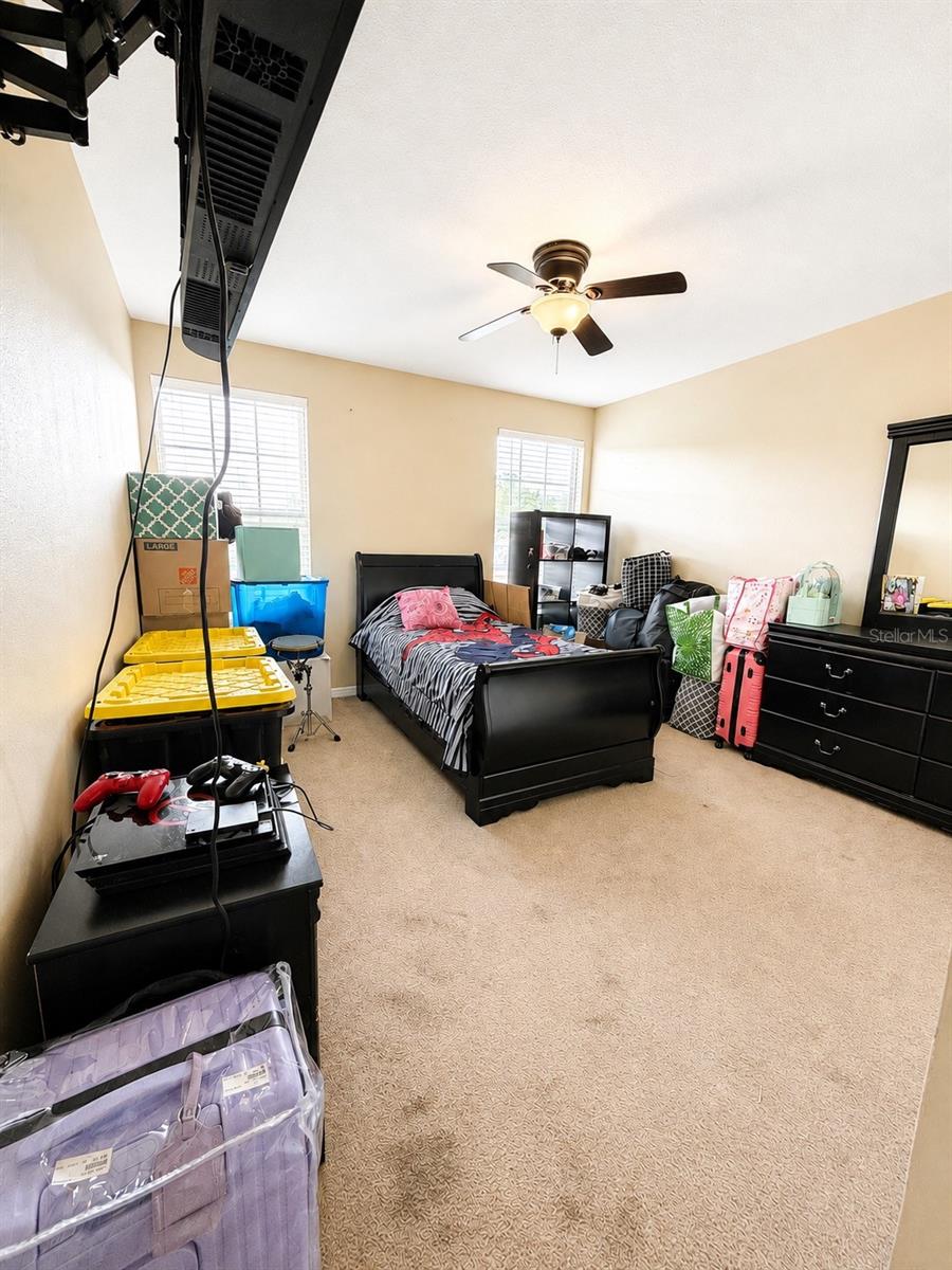 8309 TIDAL BREEZE DR — photo 12