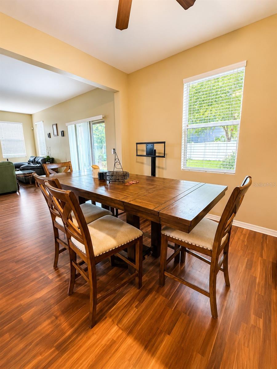 8309 TIDAL BREEZE DR — photo 5