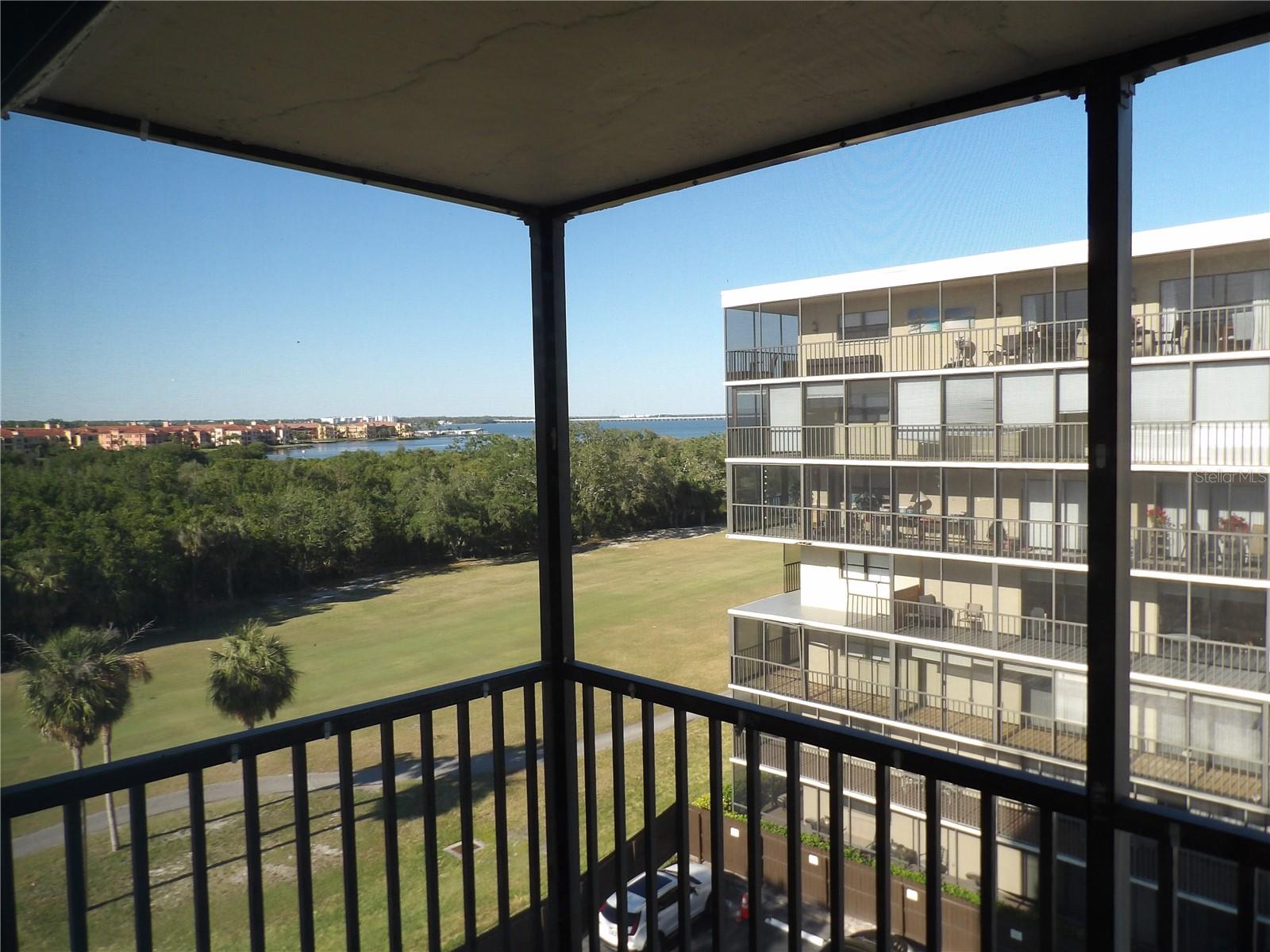 3300 COVE CAY DR #6G — photo 20