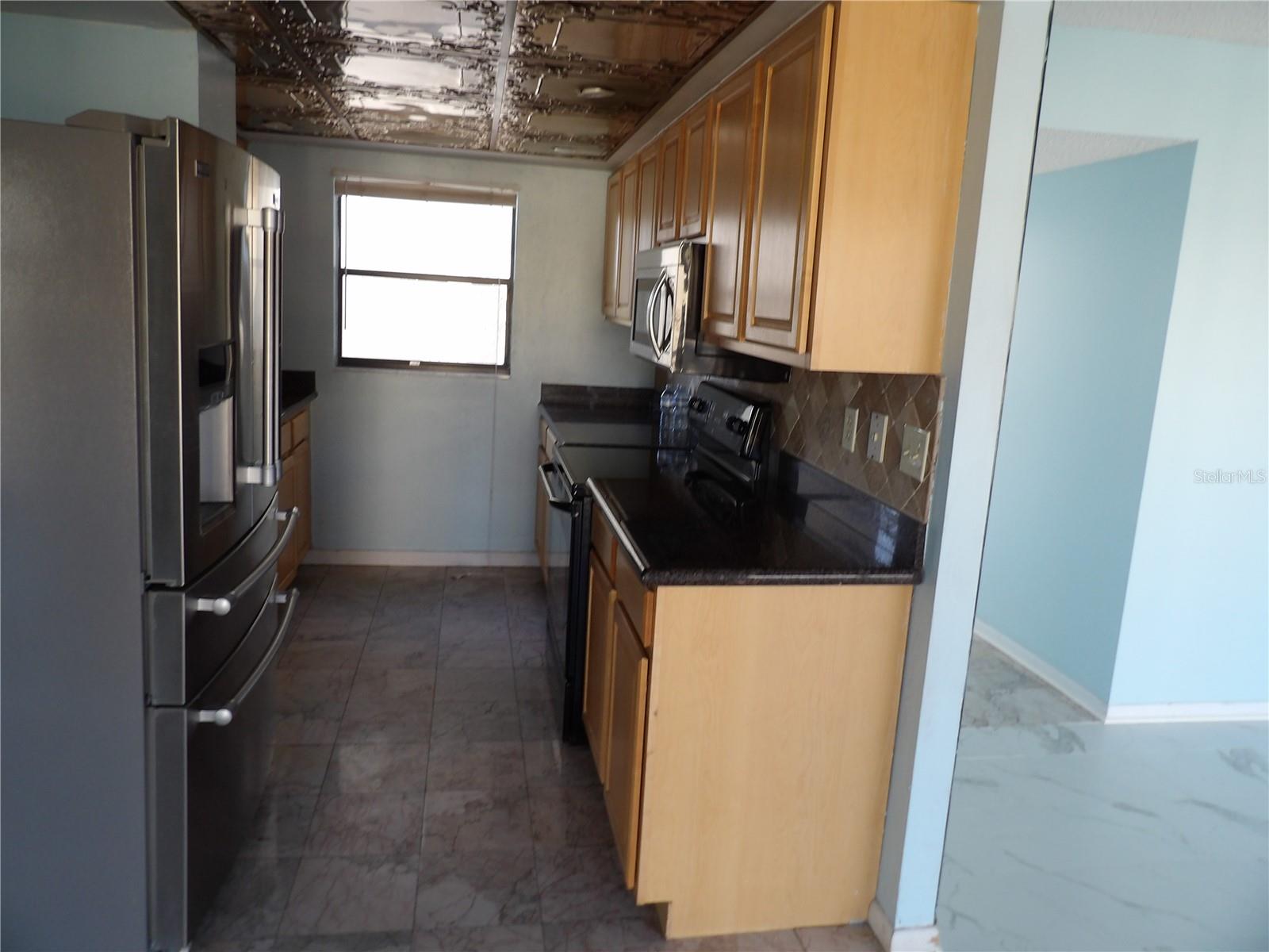 3300 COVE CAY DR #6G — photo 8
