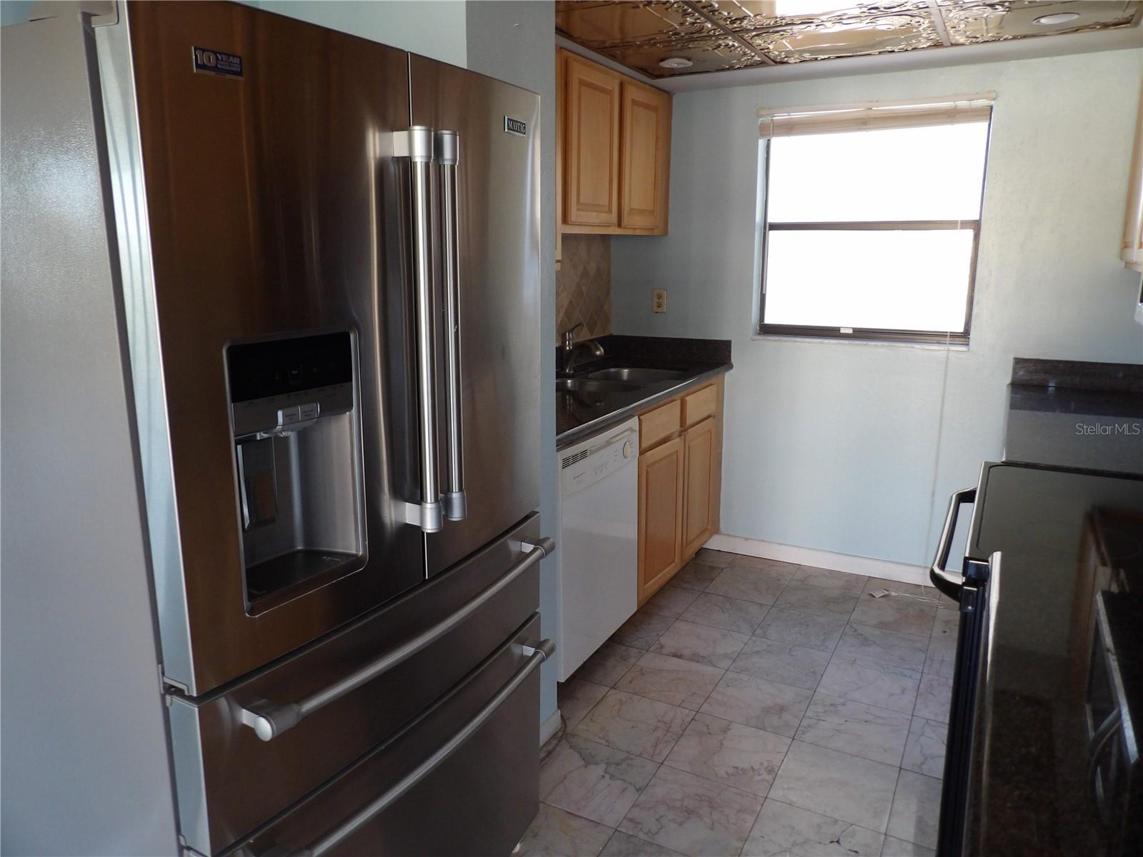 3300 COVE CAY DR #6G — photo 9