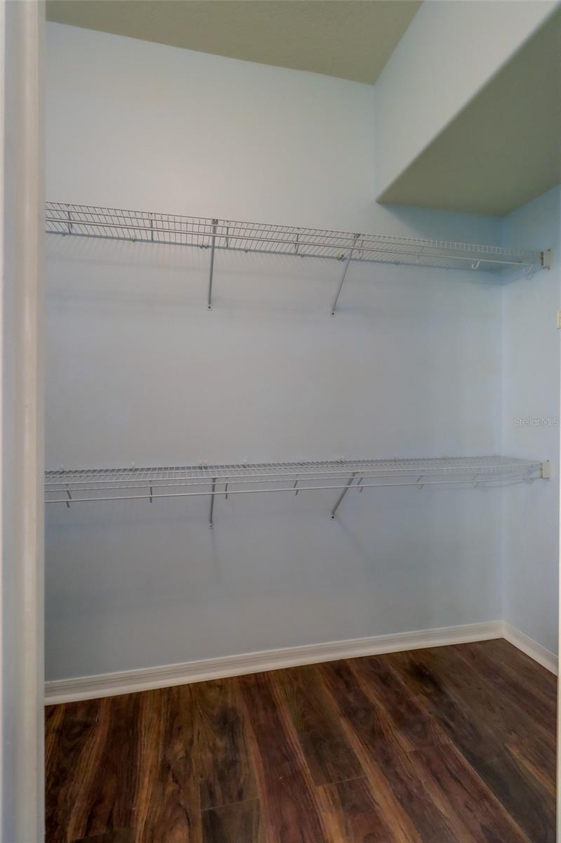 207 TAYLOR BAY LN — photo 44