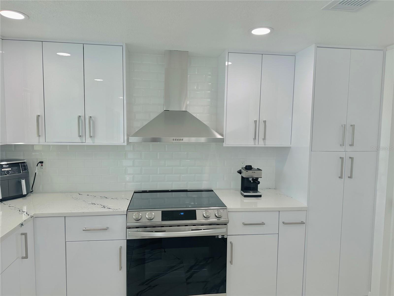 4229 FLORAMAR TER — photo 14