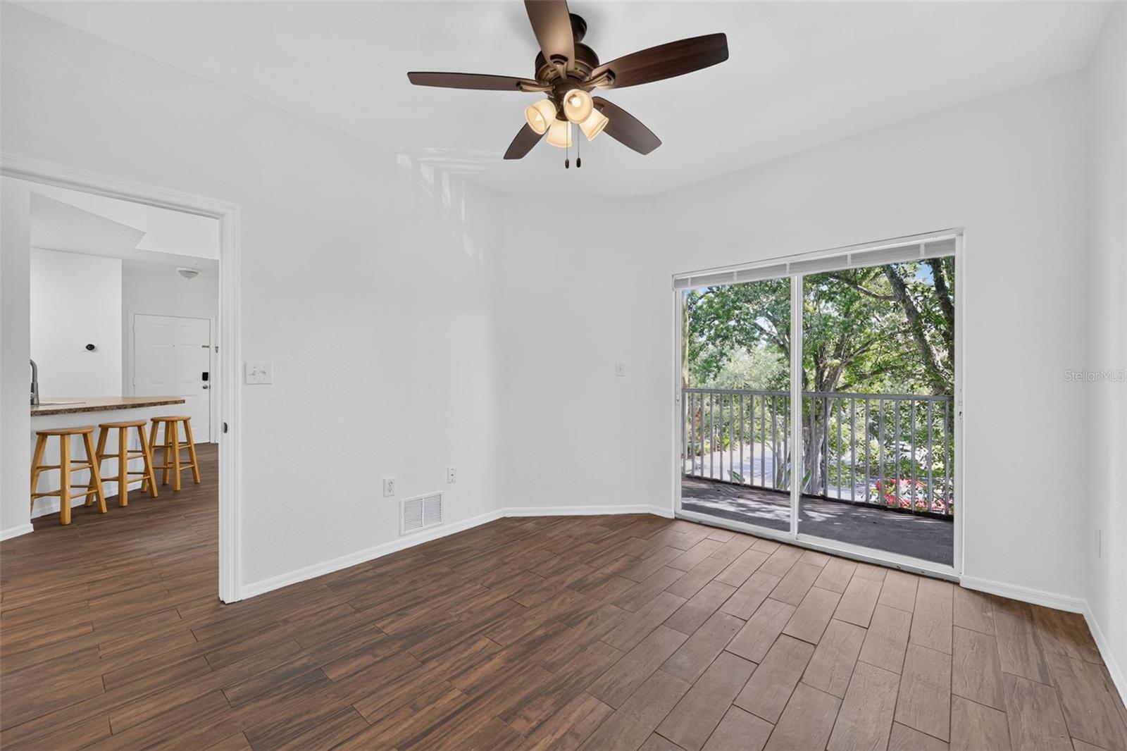 10103 COURTNEY OAKS CIR #302 — photo 17
