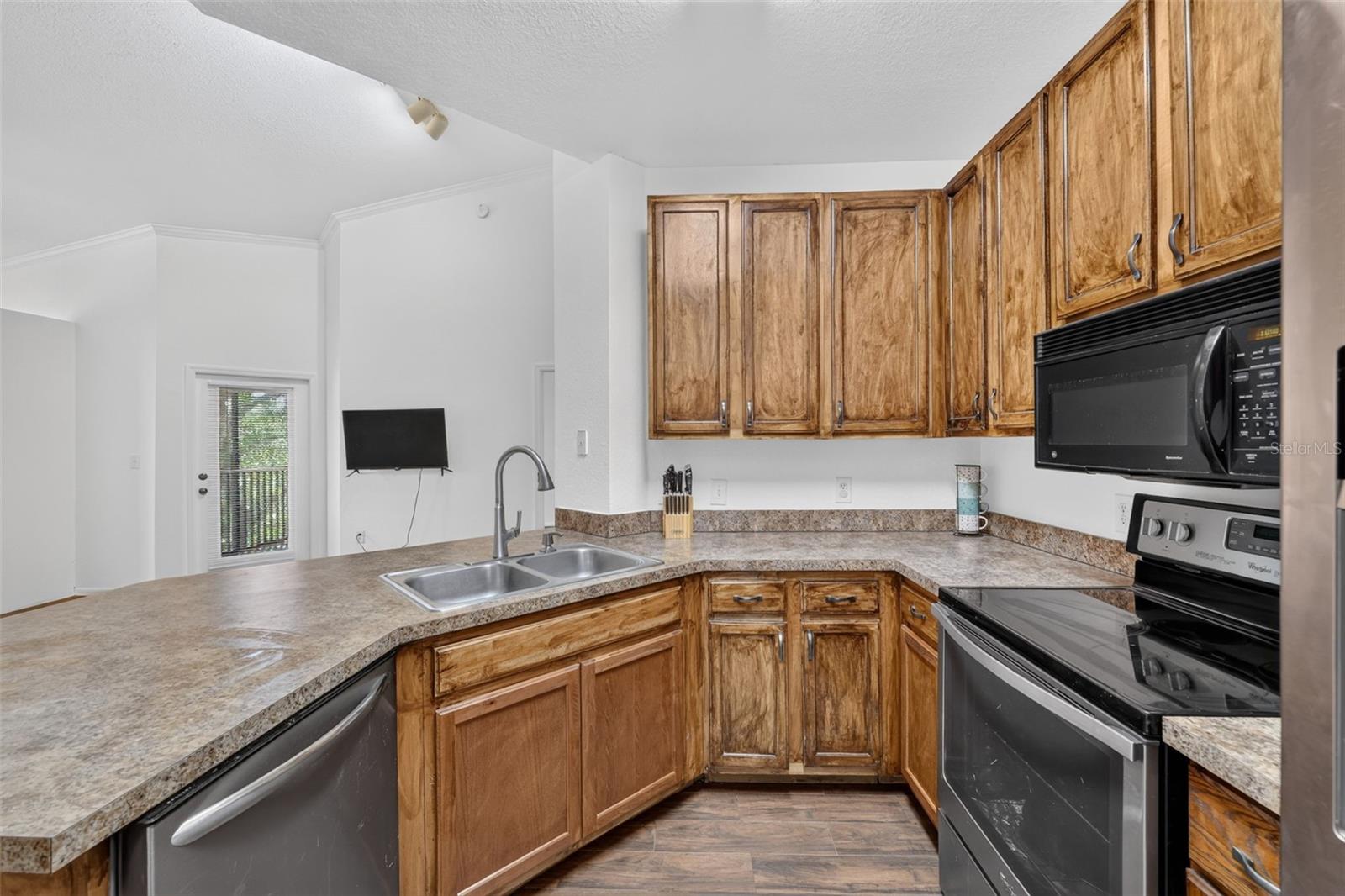 10103 COURTNEY OAKS CIR #302 — photo 9