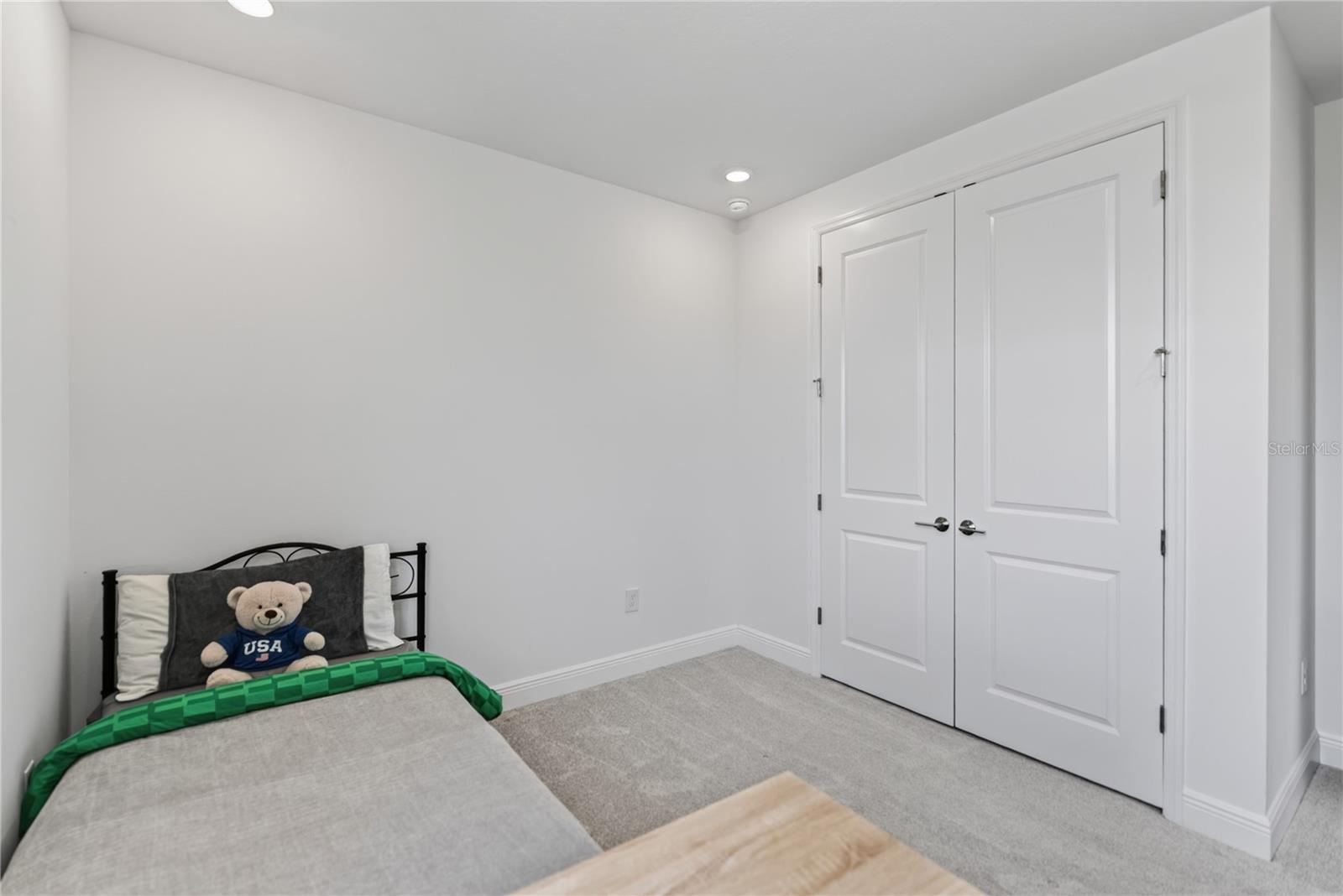 7595 SEAHAWK AVE — photo 33
