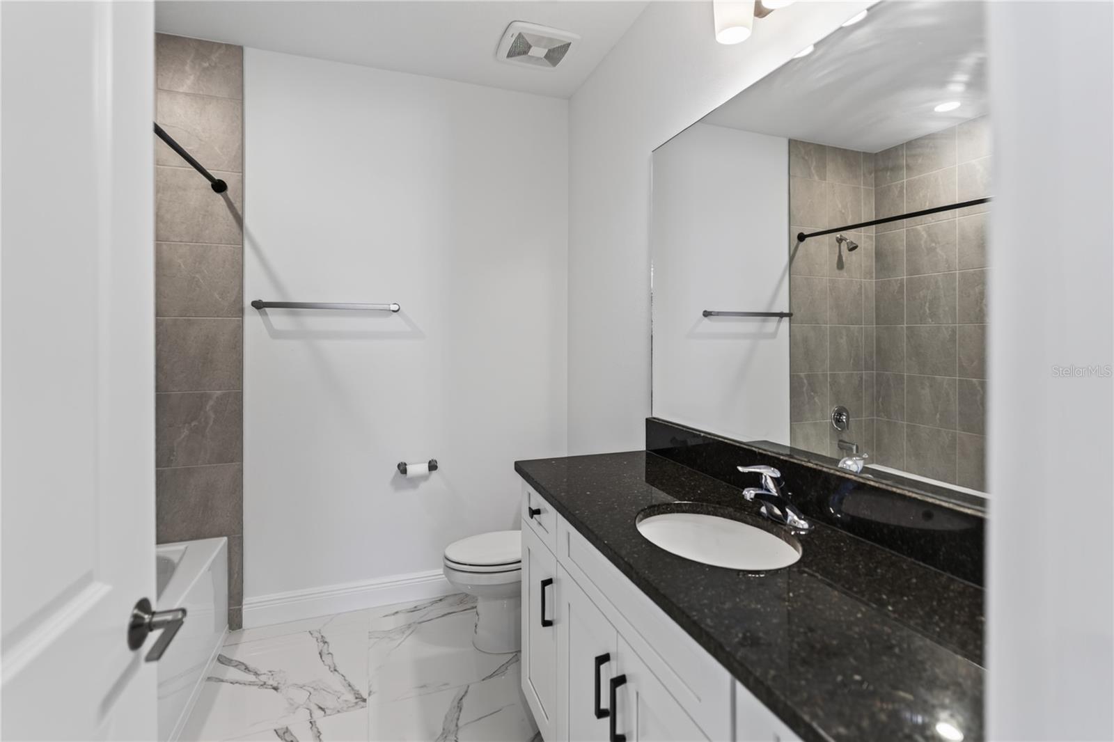7595 SEAHAWK AVE — photo 30