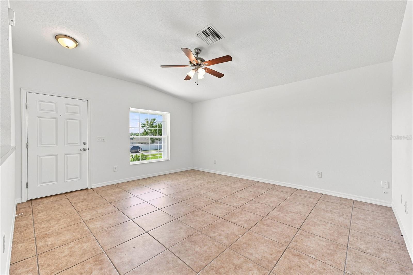 37150 HIGHLAND BLUFF CIR — photo 3