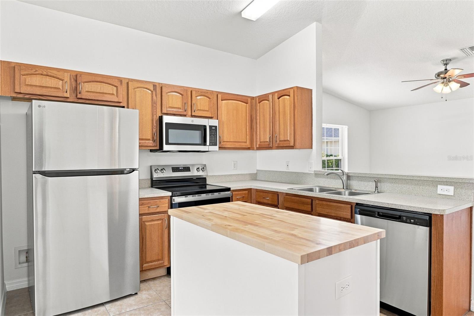 37150 HIGHLAND BLUFF CIR — photo 25