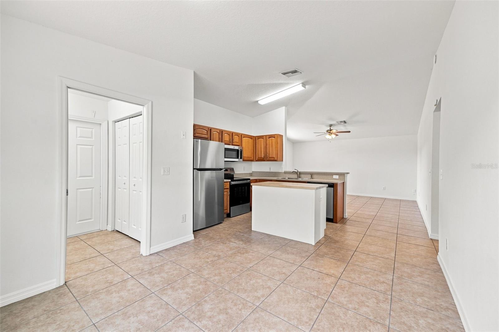 37150 HIGHLAND BLUFF CIR — photo 28