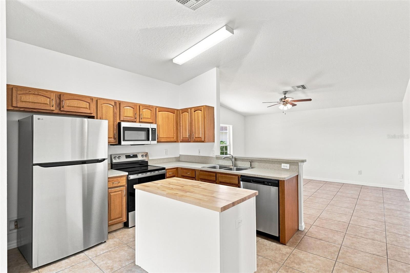 37150 HIGHLAND BLUFF CIR — photo 5