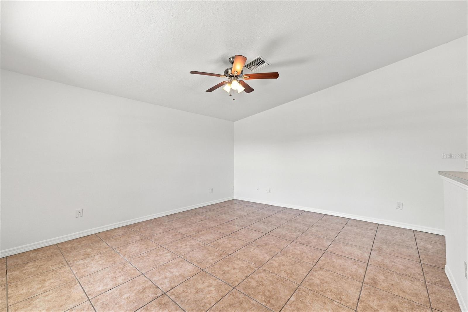 37150 HIGHLAND BLUFF CIR — photo 21