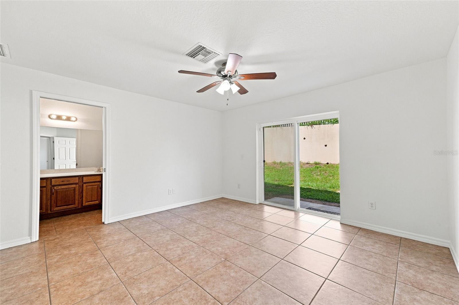 37150 HIGHLAND BLUFF CIR — photo 9