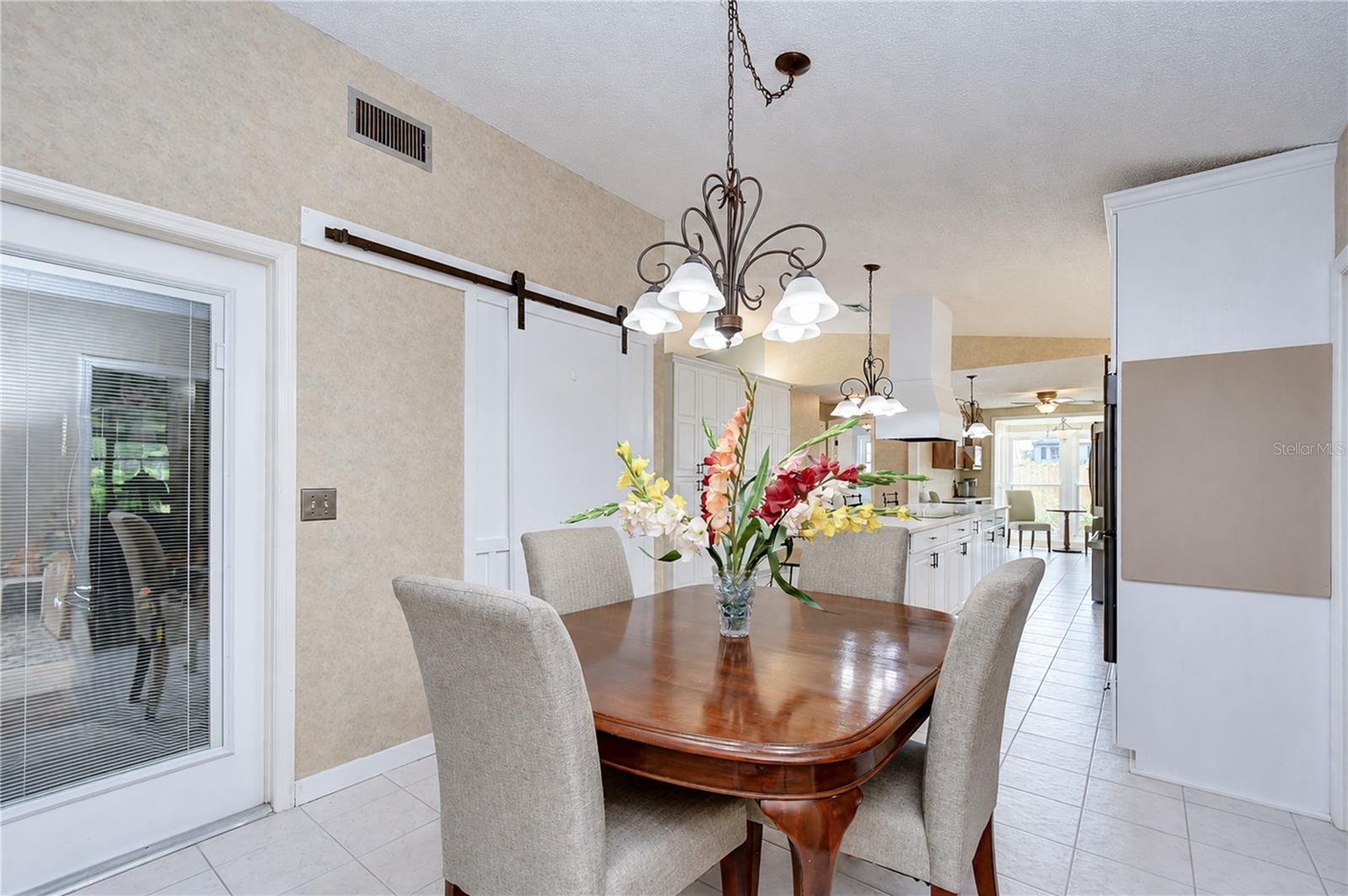 3917 KING DR — photo 24