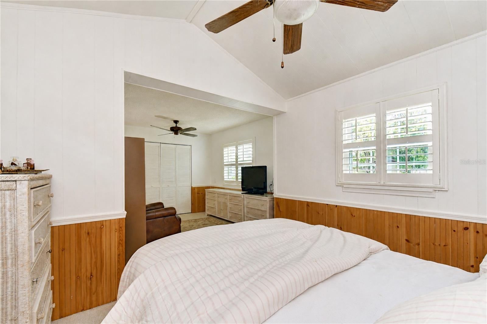 3917 KING DR — photo 42