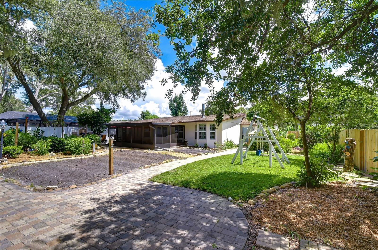3917 KING DR — photo 58