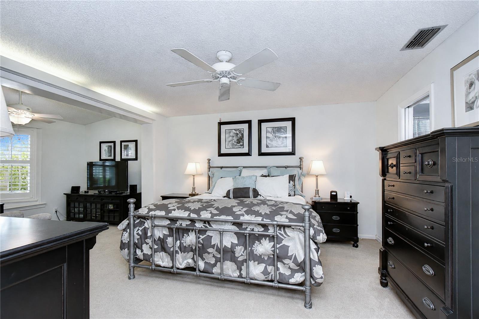3917 KING DR — photo 28