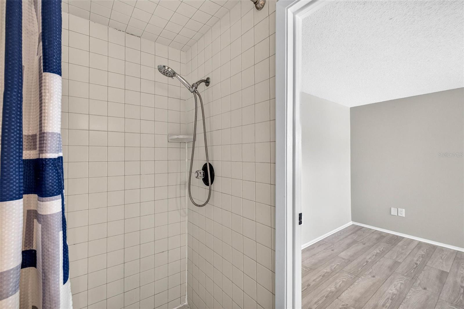 651 TIMBER BAY CIR E — photo 24