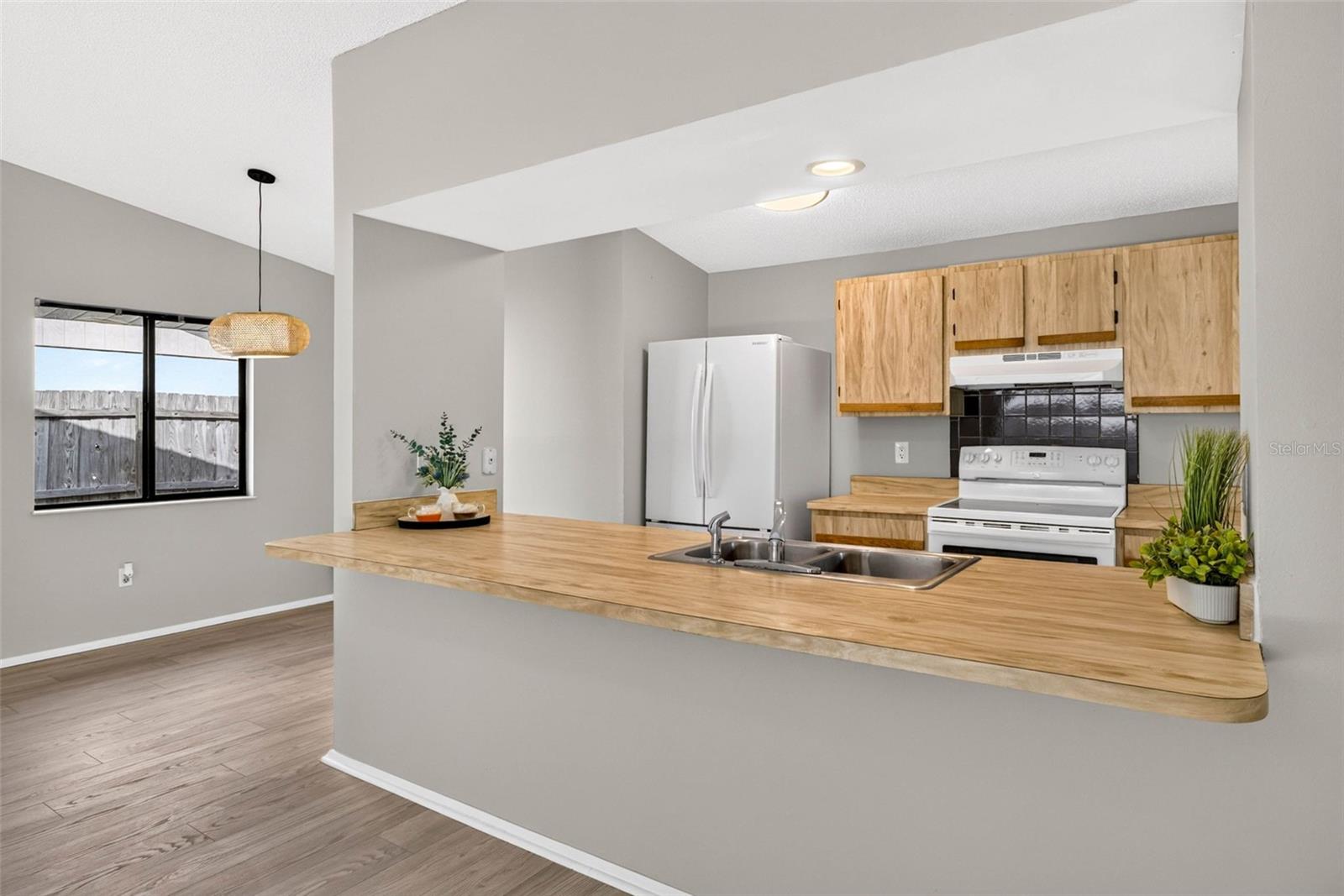 651 TIMBER BAY CIR E — photo 14