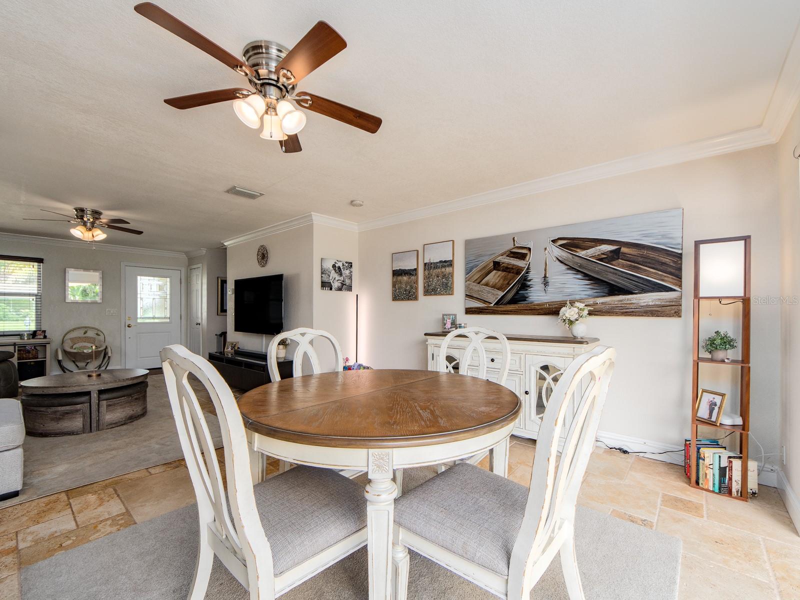 1679 WOODRIDGE DR — photo 10