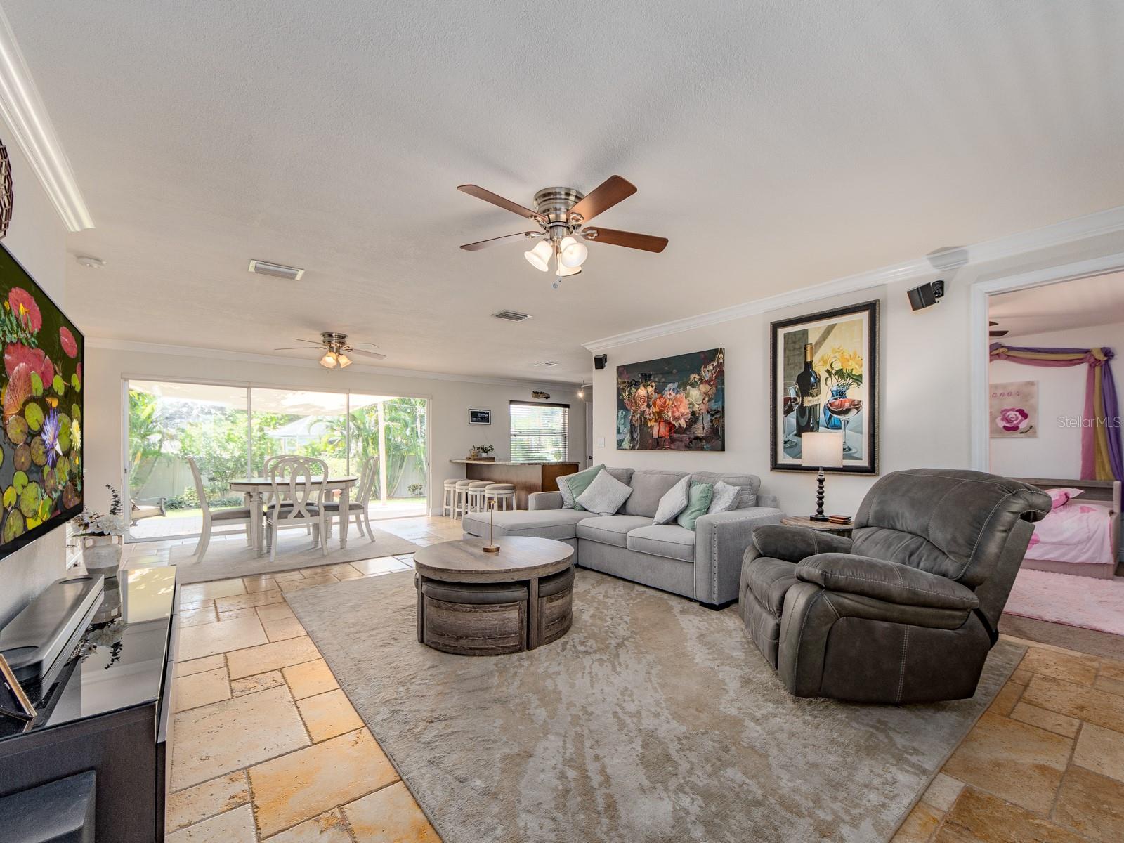 1679 WOODRIDGE DR — photo 4