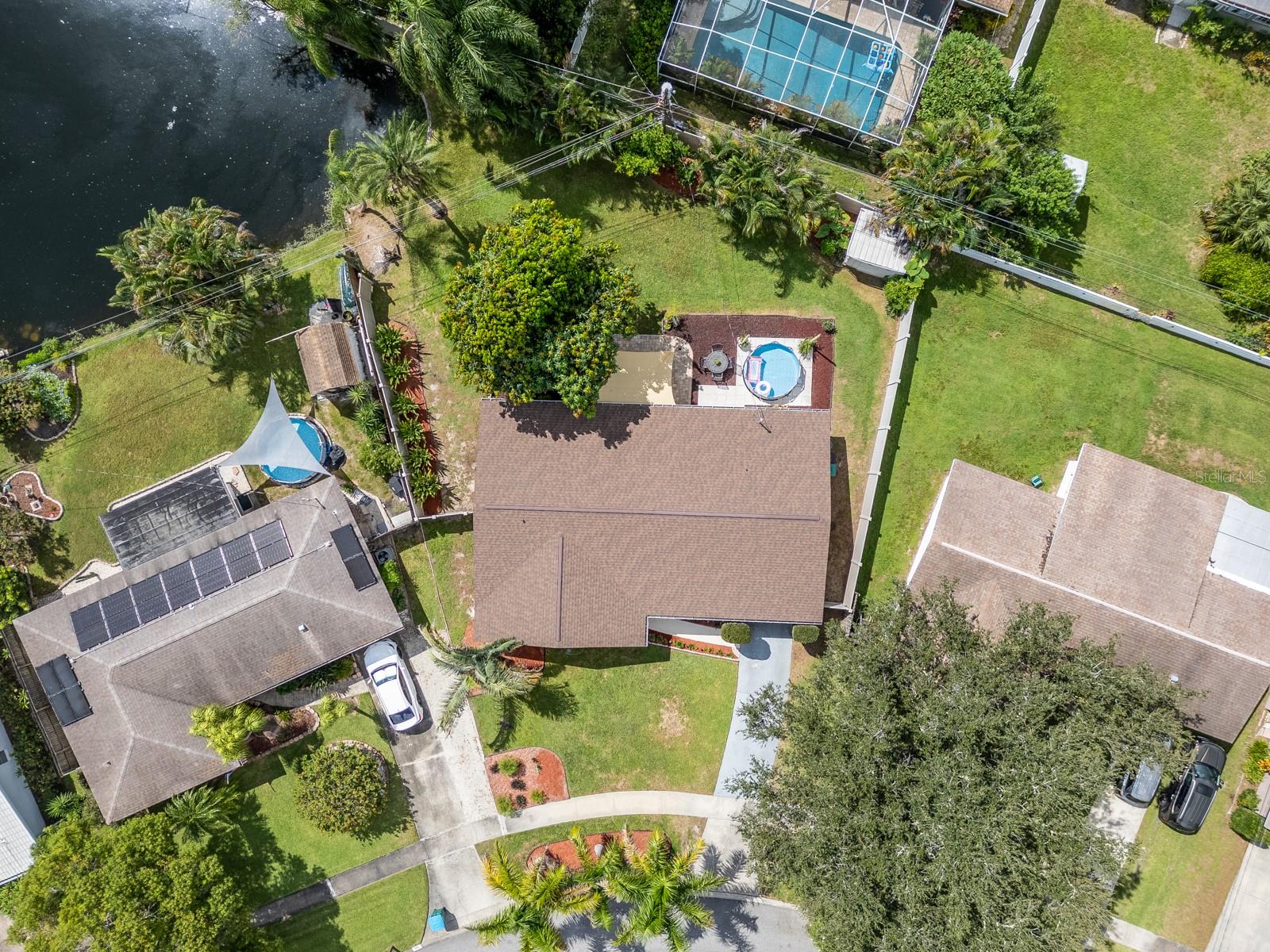 1679 WOODRIDGE DR — photo 31